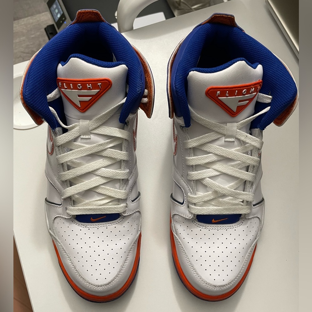 Air Flight Falcons